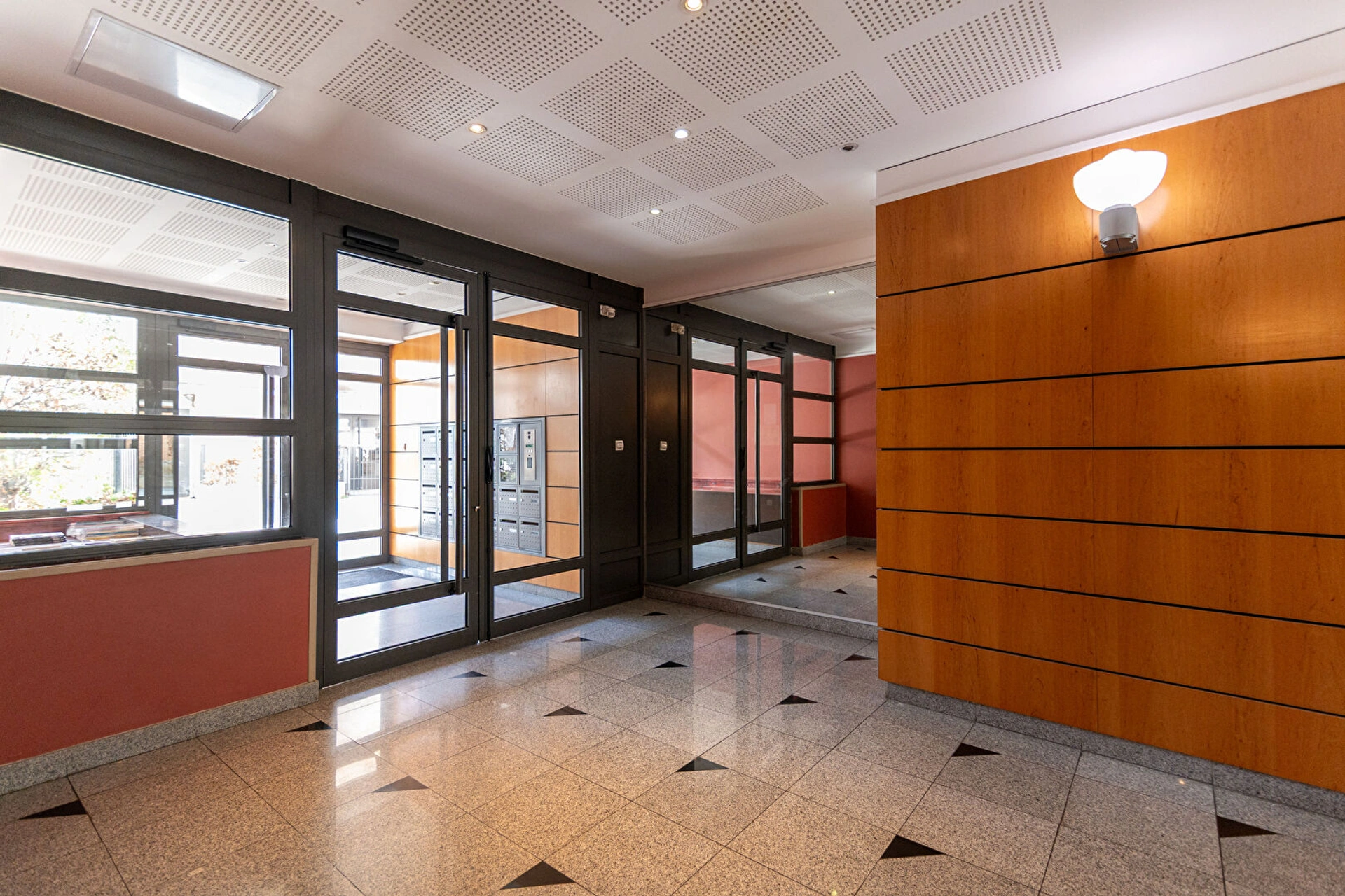 MAIRIE - LES LILAS 13