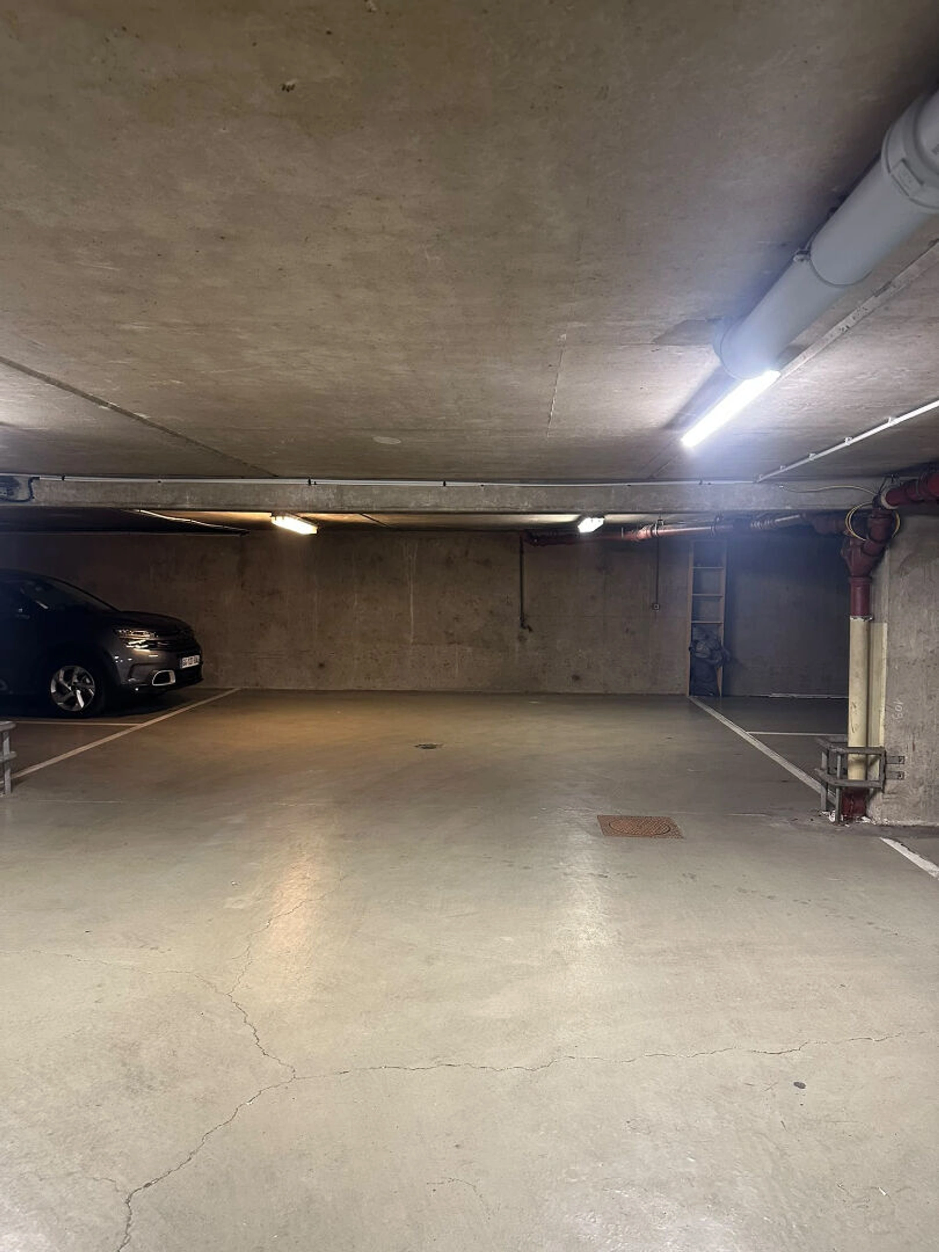 Parking Paris 11 m2 4