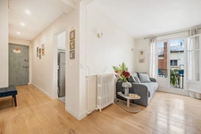 Paris 12 - DUGOMMIER - DERNIER ETAGE 3