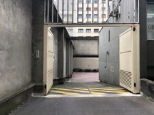 Parking / box Paris 4