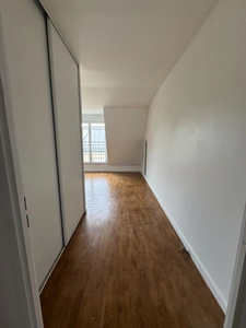 LIMEIL BREVANNES - STUDIO 4