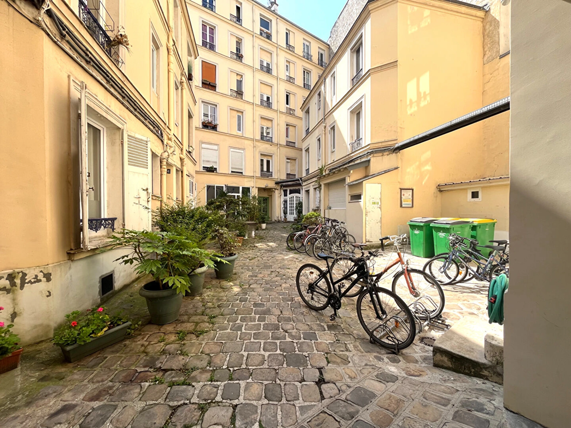 PARIS 12 - GARE DE LYON 6