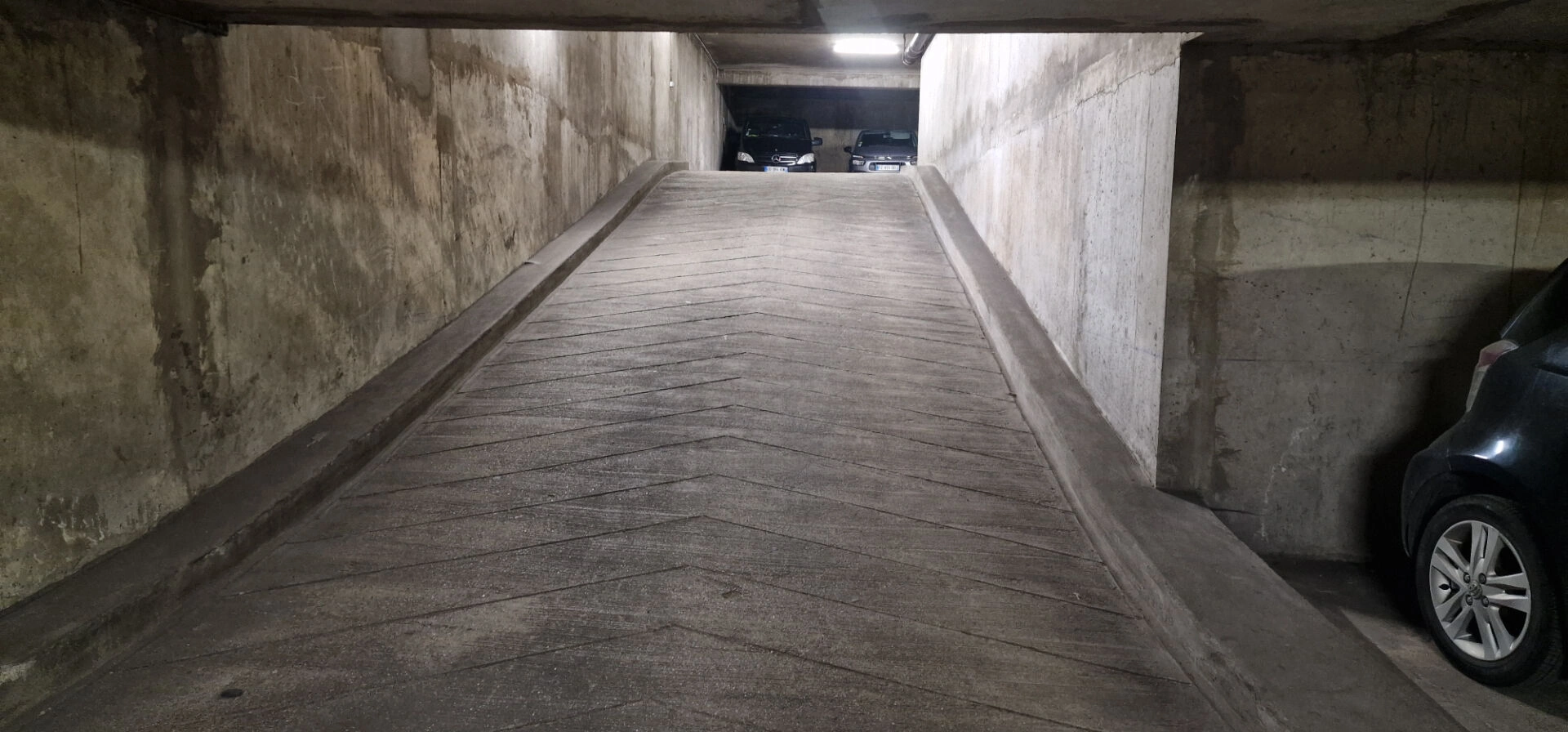 Parking / box Paris 3