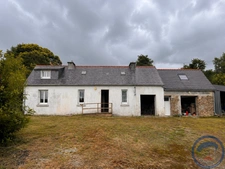 Maison longère  en pierre à rénover Plogonnec