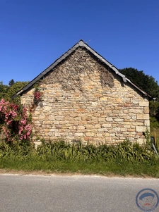  Locronan maison en pierre  + terrain constructible 