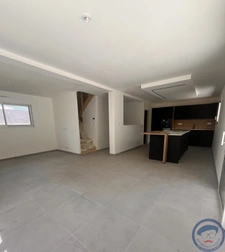 Belle maison  contemporaine neuve 3 chambres - jardin - Plon
