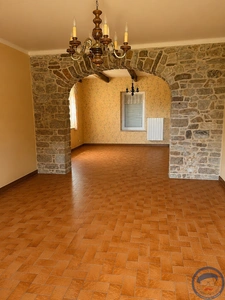 Corps de ferme maison + dépendances en pierre  Quimper