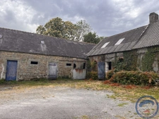 Corps de ferme maison habitation et dépendances en pierre Qu