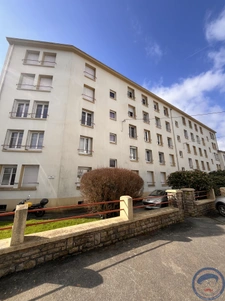Quimper Appartement 79 m2 avec cave et garage centre ville 