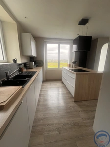 Maison rénovée de 108 m2  Quimper Nord Campagne