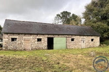  Locronan maison en pierre  + terrain constructible 