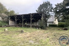  Locronan maison en pierre  + terrain constructible 