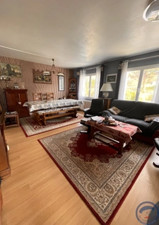 Maison familiale situation Ideale à  Locronan