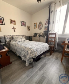 Maison familiale situation Ideale à  Locronan