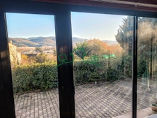 Charmante Villa de Plain-Pied avec Terrain Piscinable et Gar