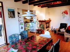 Charmante Villa de Plain-Pied avec Terrain Piscinable et Gar