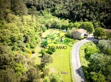 Maison à fort potentiel sur grand terrain   Idéal projet de 