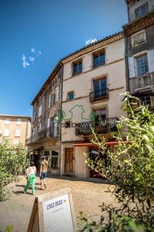 Appartement de charme type loft - Coeur du village des Vans