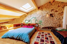 Appartement de charme type loft - Coeur du village des Vans