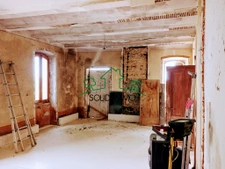 Charmant Mas Mitoyen du 18ème Siècle à Saint-Étienne-de-Font