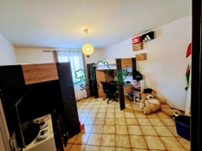 Propriété de 250 m2 avec deux appartements indépendants sur 