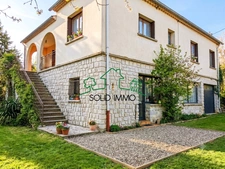 Grande maison familiale avec appartement indépendant   185 m