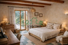 Charmant Mas Mitoyen du 18ème Siècle à Saint-Étienne-de-Font