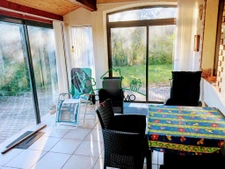 Charmante Villa de Plain-Pied avec Terrain Piscinable et Gar