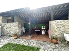 Maison avec piscine et vue sur les montagnes