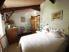 Maison avec piscine et vue sur les montagnes