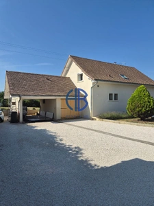 A visiter sans tarder, cette belle maison familiale rénovée