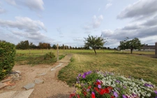 LONGERE ET SES DEPENDANCES