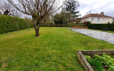 TERRAIN CONSTRUCTIBLE NON VIABILISE - MELAY