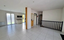 MAISON SUR SOUS-SOL - 5 CHAMBRES