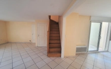 Maison lumineuse avec garage et cour   La Poitevinière 