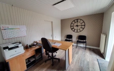 LONGERE ET SES DEPENDANCES