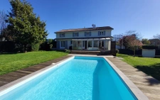 MAISON SUR SOUS-SOL - 5 CHAMBRES ET +