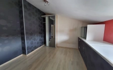 MAISON AVEC GRANGE ET DEPENDANCES