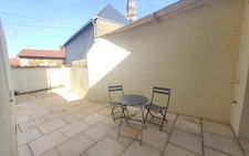 Maison lumineuse avec garage et cour   La Poitevinière 