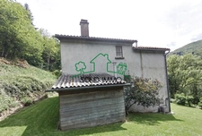 Maison traditionnelle de 113 m2 avec terrain de 11 000 m2 su