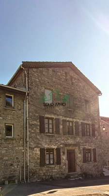 Vente Maison Traditionnelle de 95 m2 dans le village authent