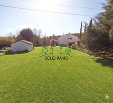 Terrain constructible de 820 m2 sur la commune de Saint Etie