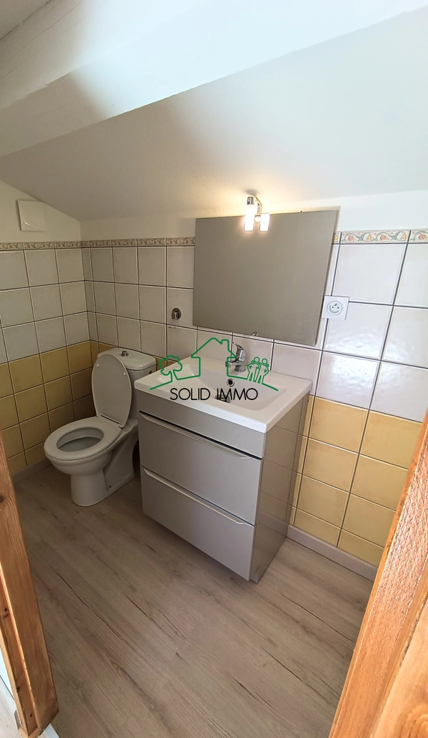 Maison en pierre de 56 m2 avec terrain de 392 m2 sur Aubenas