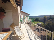 Maison traditionnelle d'une superficie habitable de 196 m2 s