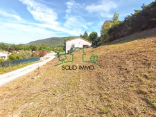 Terrain constructible de 877 m2 sur la commune de St Priest 