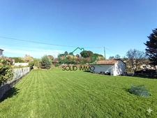 Terrain constructible de 820 m2 sur la commune de Saint Etie