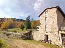 Maison Traditionnelle rénovée de 71 m2 avec Bâtisse attenant