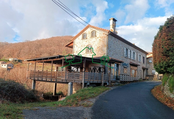 Propriété de 266 m2 sur la commune d'Aizac 07530