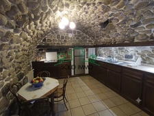 Maison traditionnelle de 194 m2 sur la commune de Meyras 073