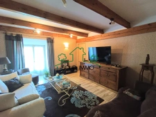 Maison traditionnelle de 194 m2 sur la commune de Meyras 073